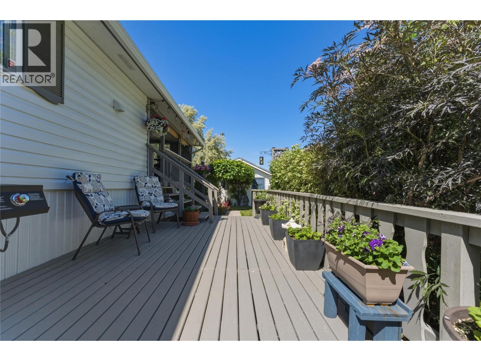 6960 Pleasant Valley Road, Vernon, British Columbia  V1B 3R5 - Photo 28 - 10398069