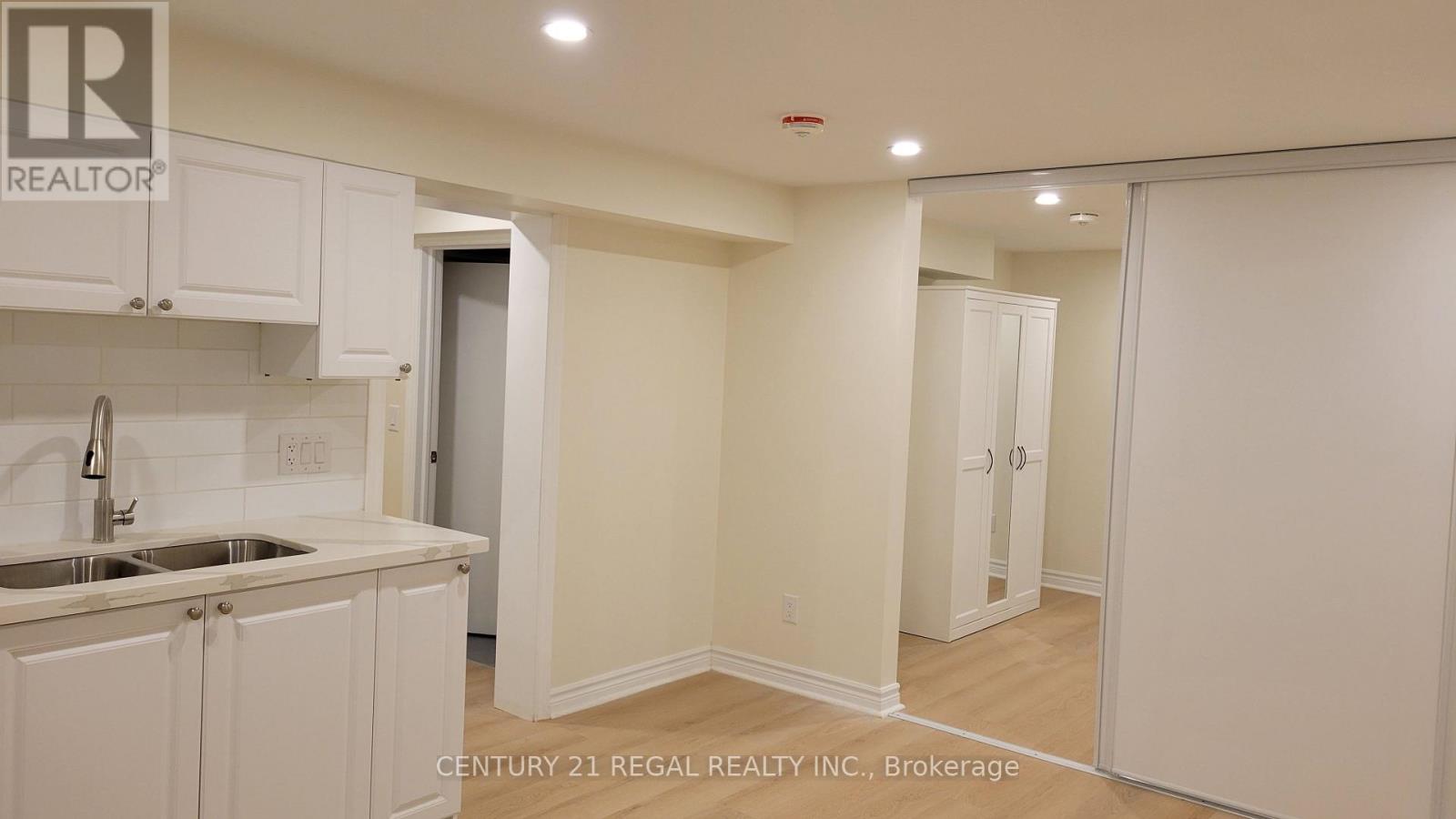 Basement Unit 3 - 34 Pleasant View Drive, Toronto, Ontario  M2J 3P8 - Photo 14 - C13672326