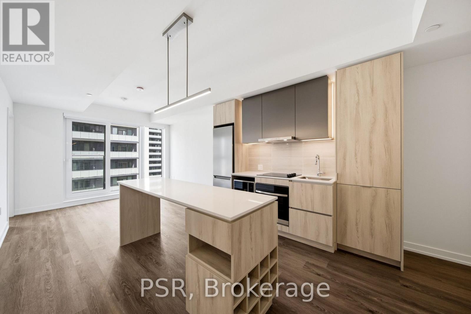 1909 - 70 ORDNANCE STREET, Toronto, Ontario