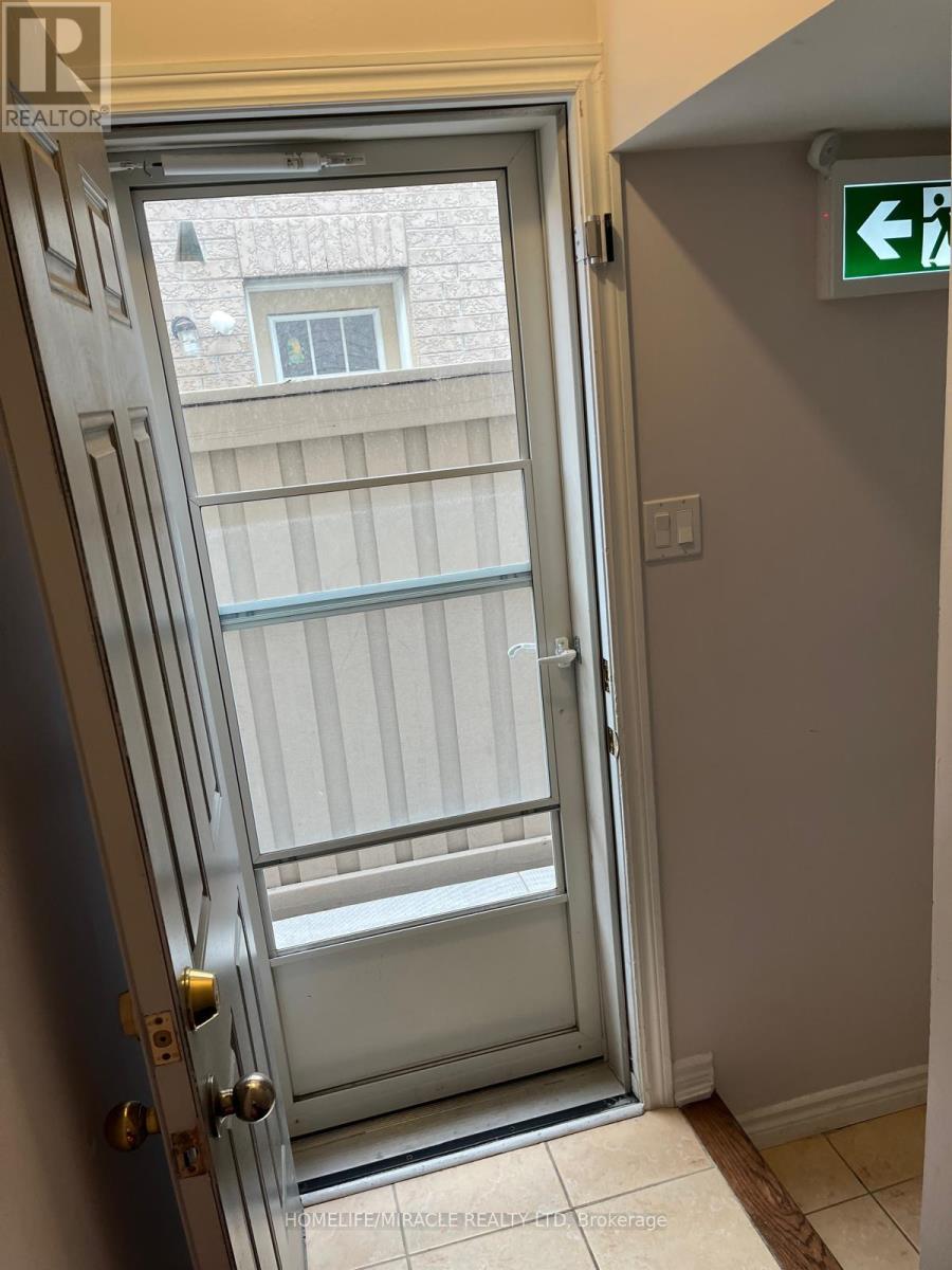 8 Sculptor Street, Brampton, Ontario  L6P 3H5 - Photo 24 - W13685082