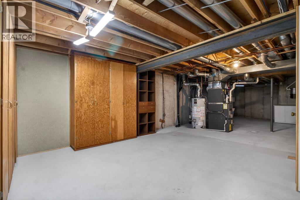 360 Point Mckay Gardens NW, Calgary, Alberta  T3B 4V8 - Photo 38 - A2329449