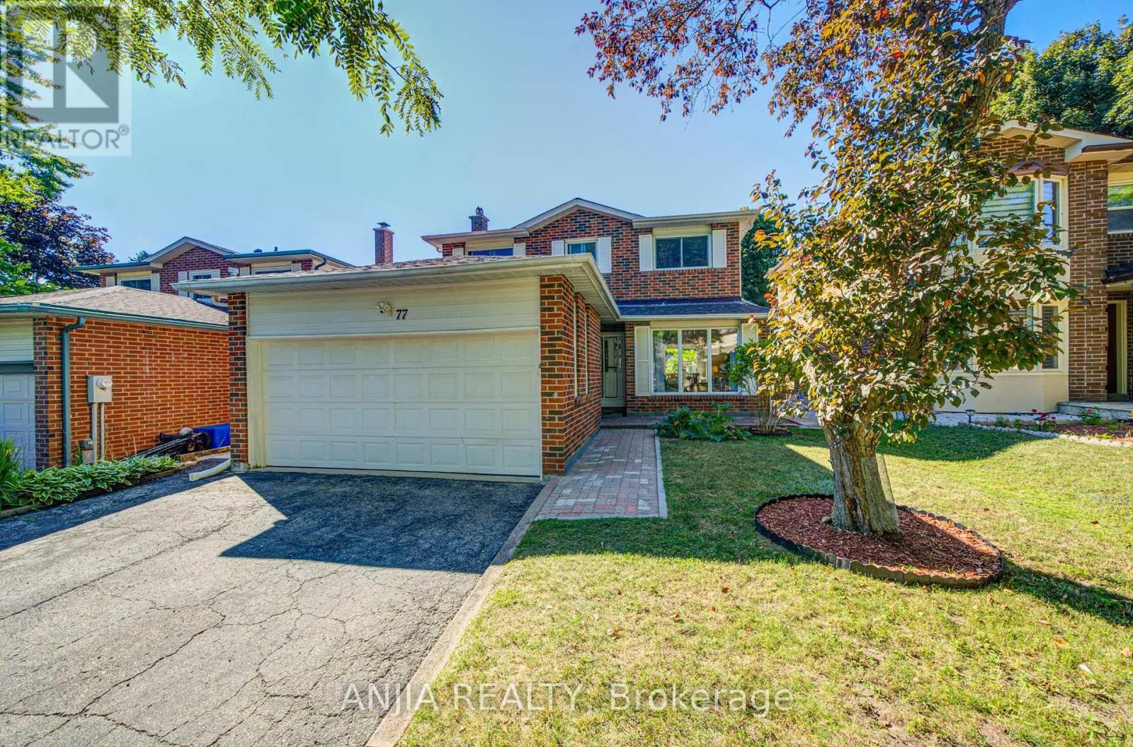 77 ROYAL PALM DRIVE, Brampton, Ontario