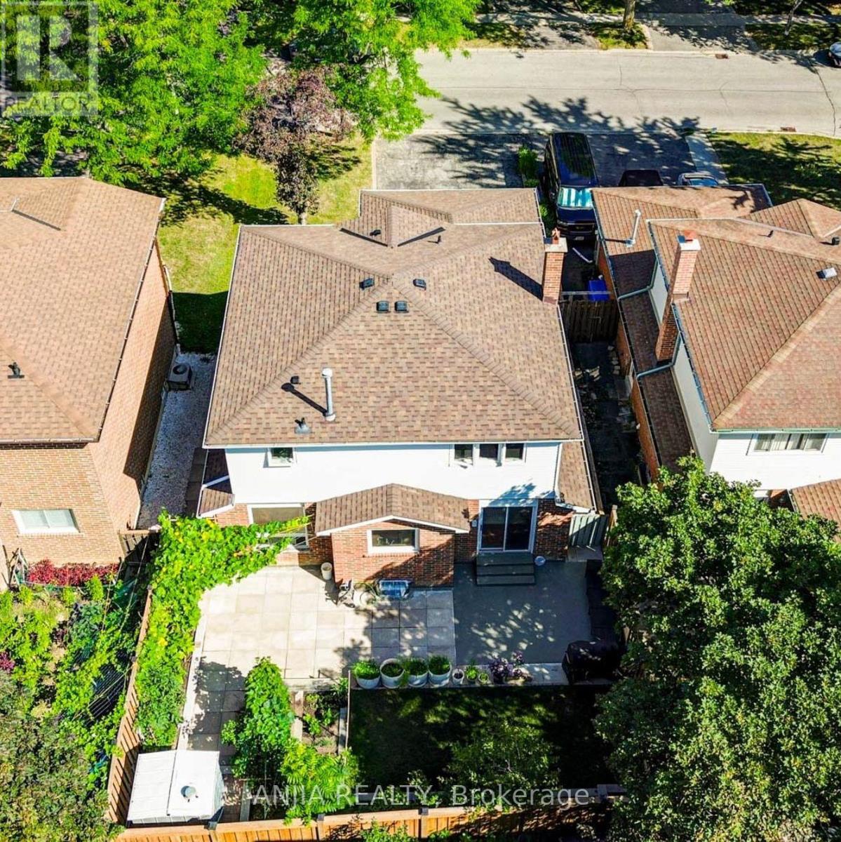 77 Royal Palm Drive, Brampton, Ontario  L6Z 1P2 - Photo 49 - W13694026