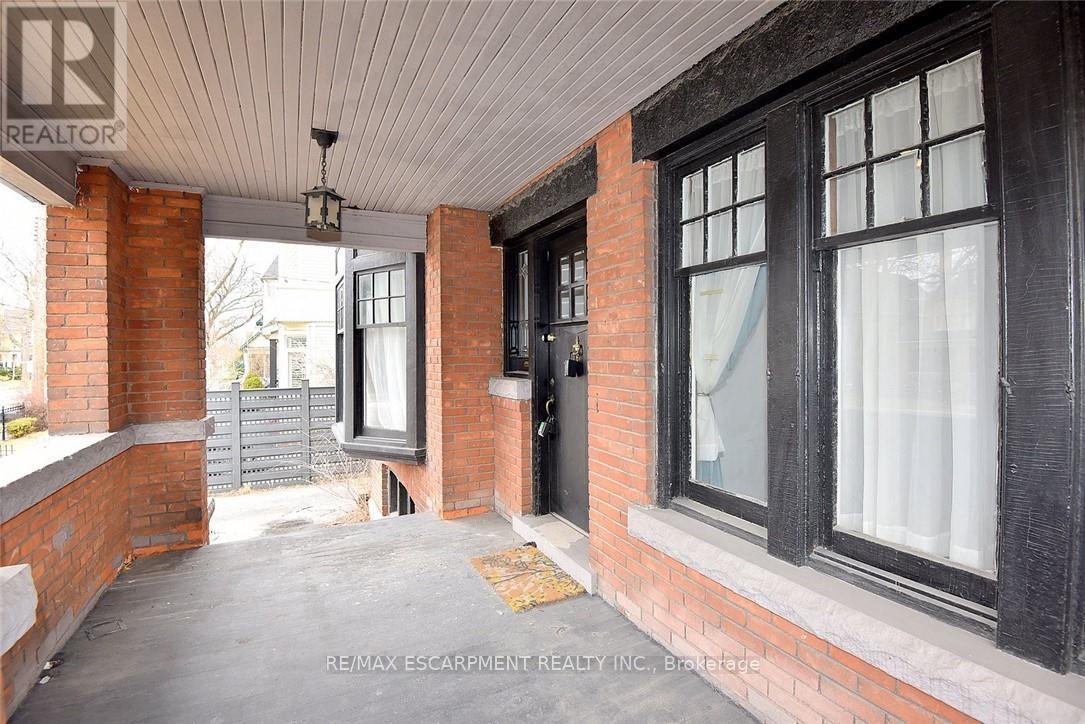 103 Sherman Avenue S, Hamilton, Ontario  L8M 2P8 - Photo 3 - X13693998