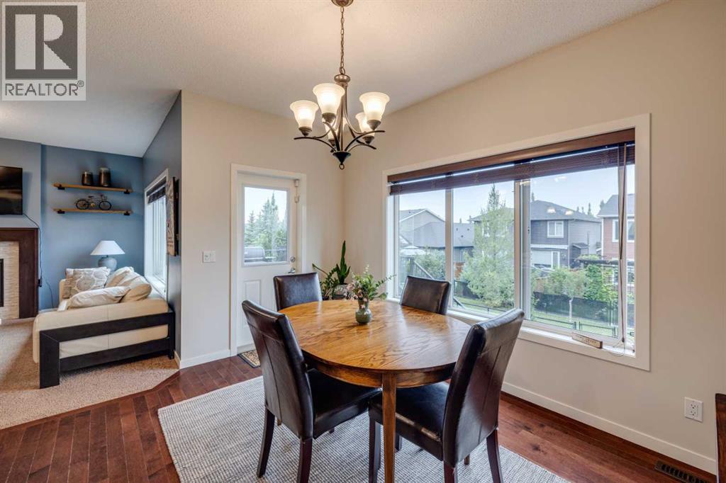 150 Fireside Bend, Cochrane, Alberta  T4C 0V7 - Photo 18 - A2331216