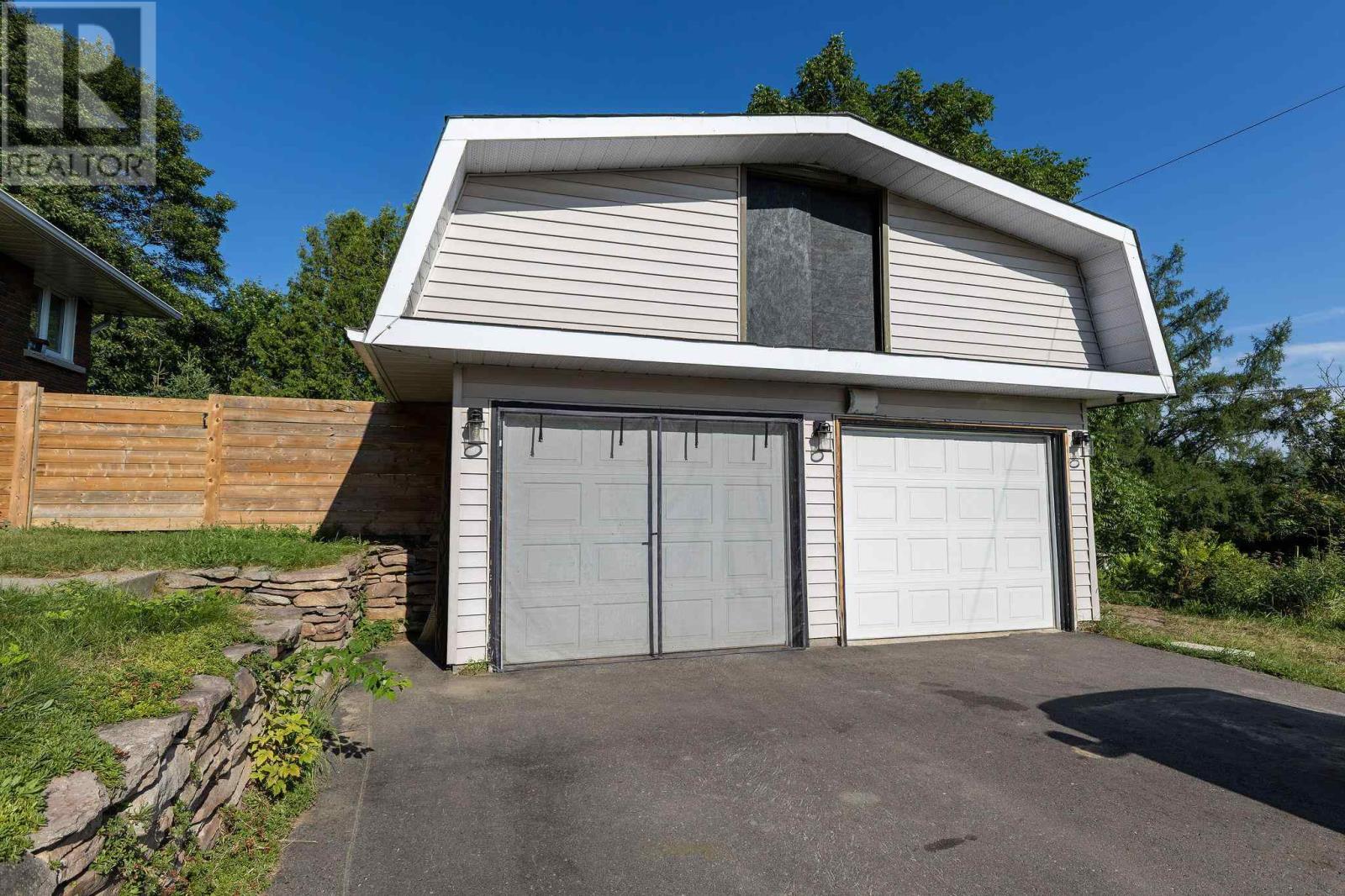 202 Old Goulais Bay Rd, Includes 196 Old Goulais Bay Road, Sault Ste. Marie, Ontario  P6A 0B5 - Photo 6 - SM262234