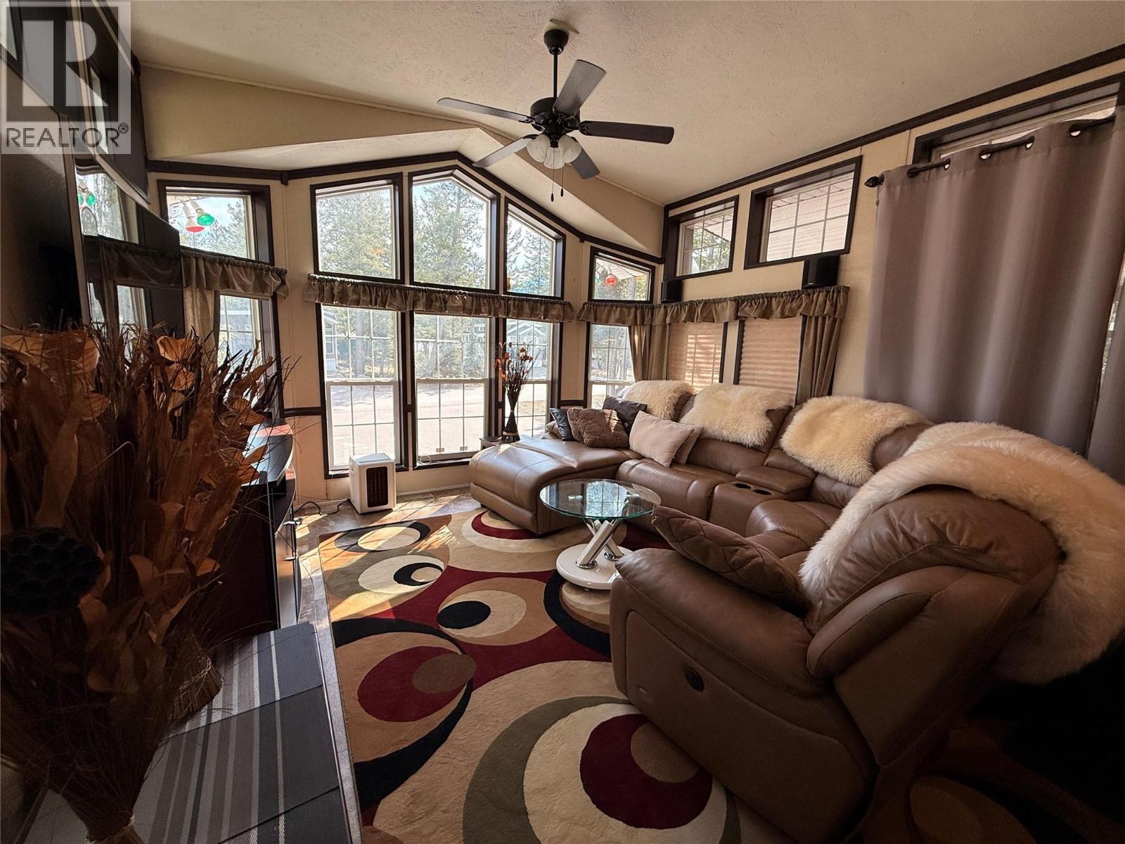 5478 Highway 93/95 Highway Unit# 69, Fairmont Hot Springs, British Columbia