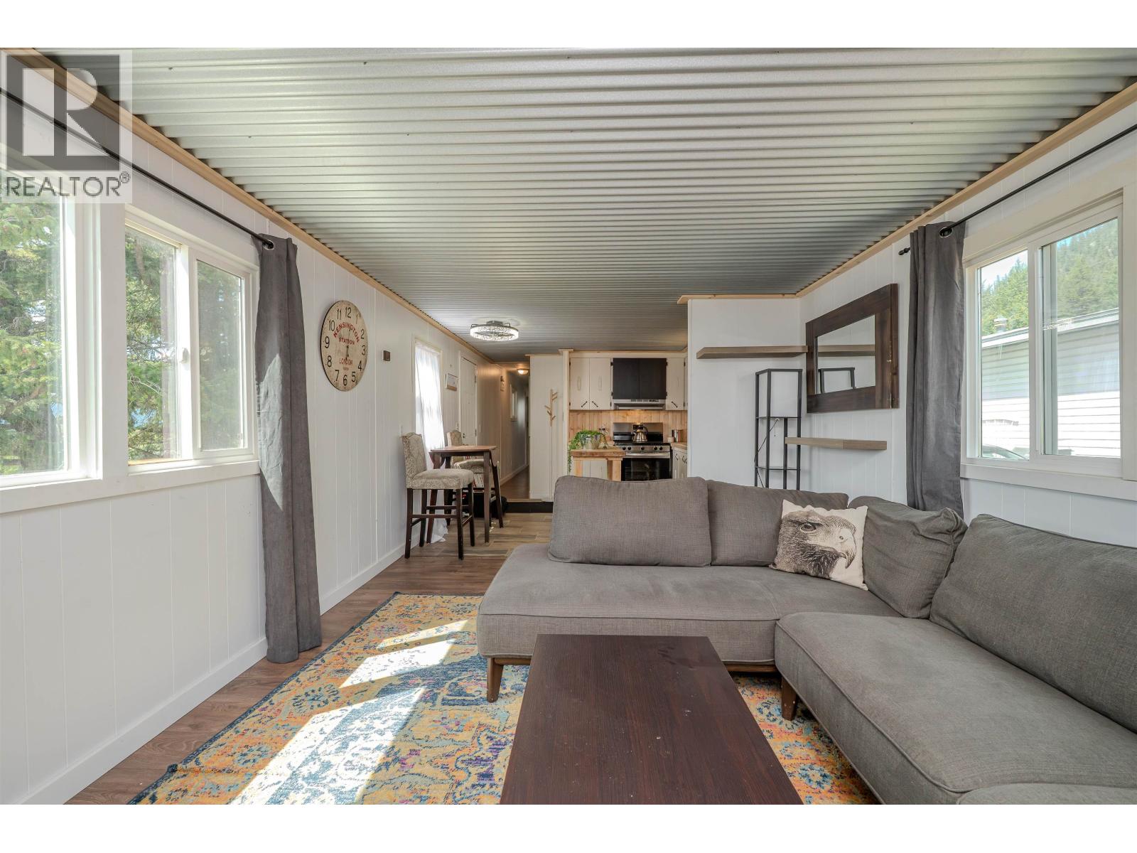 29 770 N 11th Avenue, Williams Lake, British Columbia  V2G 2M4 - Photo 2 - R3147009