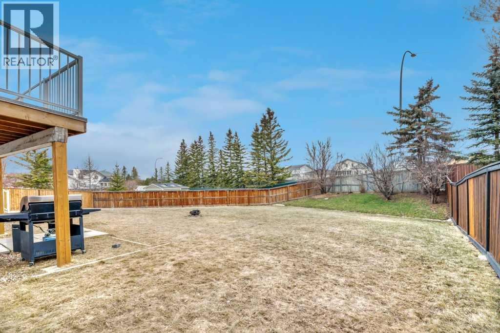 215 Hawktree Circle NW, Calgary, Alberta  T3G 2Y6 - Photo 44 - A2305784