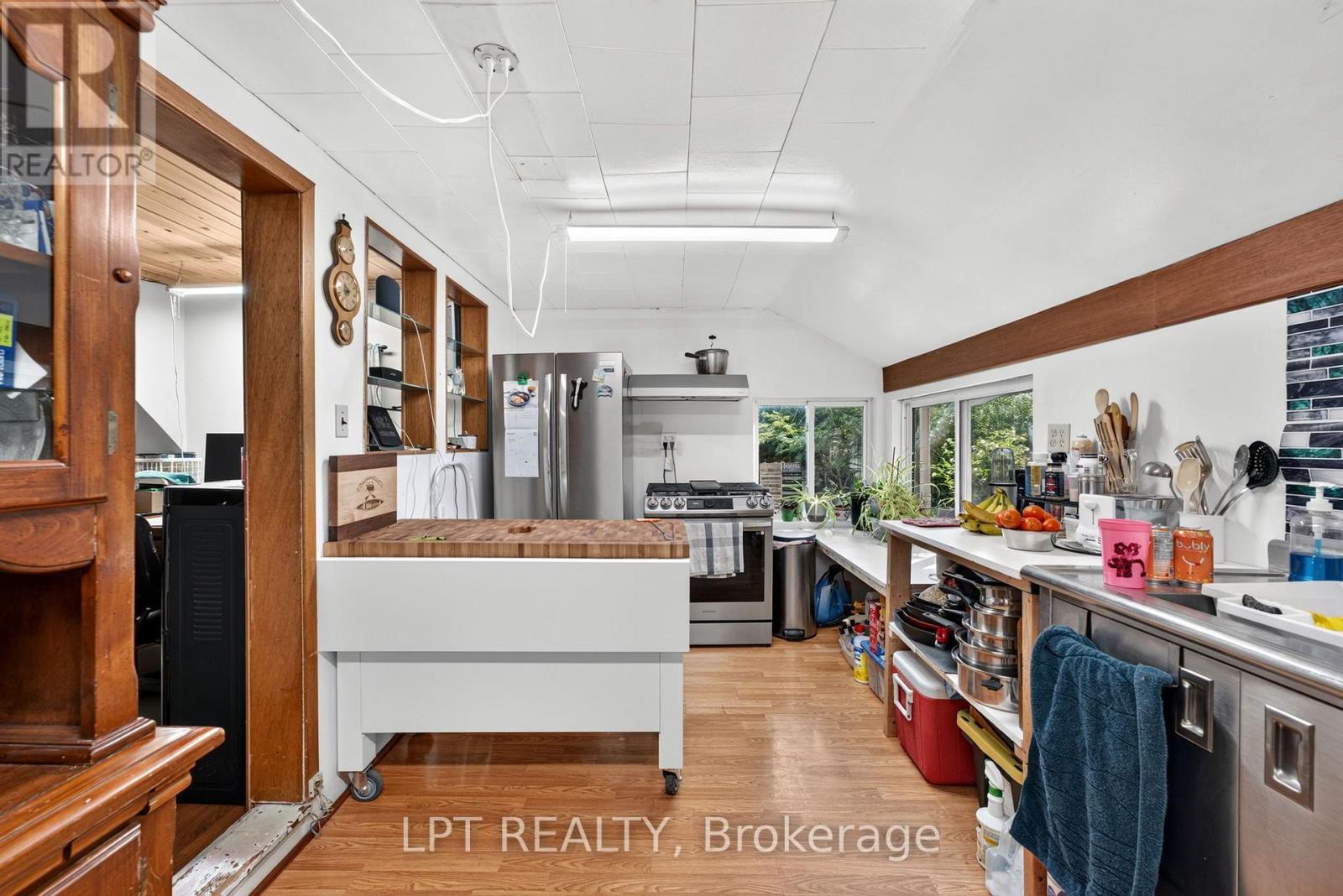 8349 Ravenswood Line, Lambton Shores, Ontario  N0M 1N0 - Photo 10 - X13694048