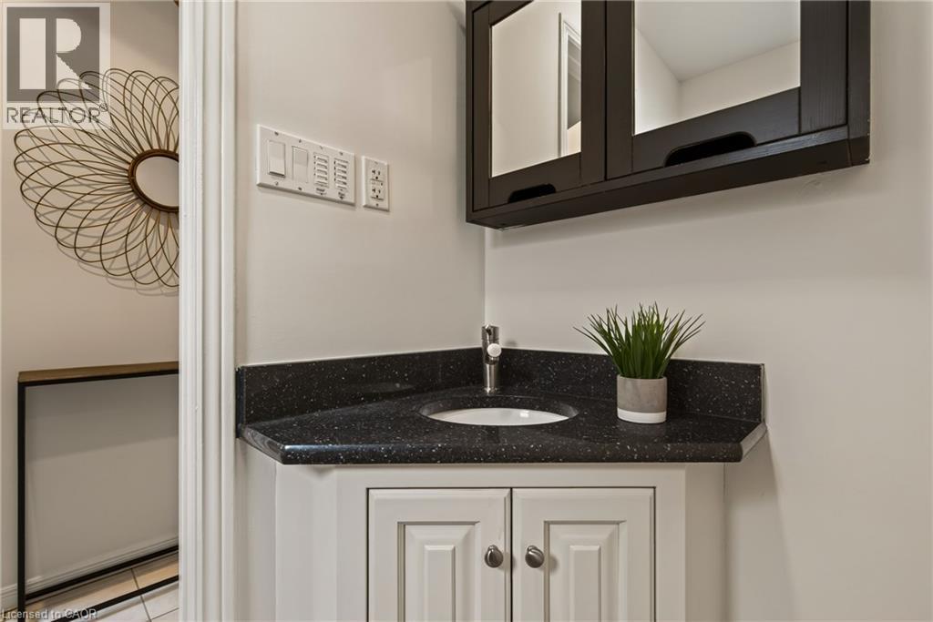 1576 Riley Avenue, Burlington, Ontario  L7M 3T3 - Photo 20 - 40855511