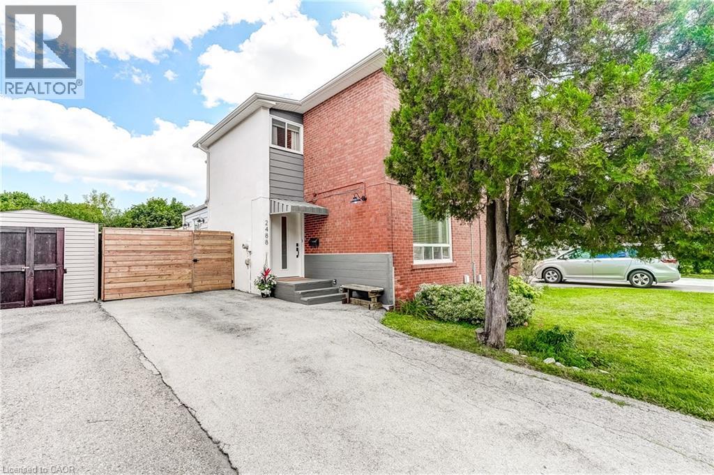 2488 BROOKHURST Road, Mississauga, Ontario