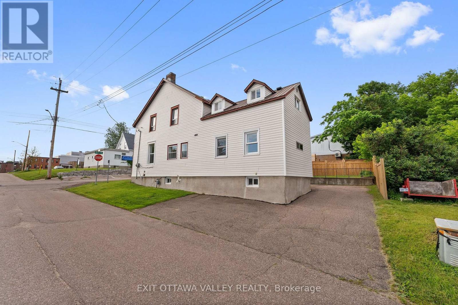 164 Maple Avenue, Pembroke, Ontario  K8A 1L2 - Photo 41 - X13694074