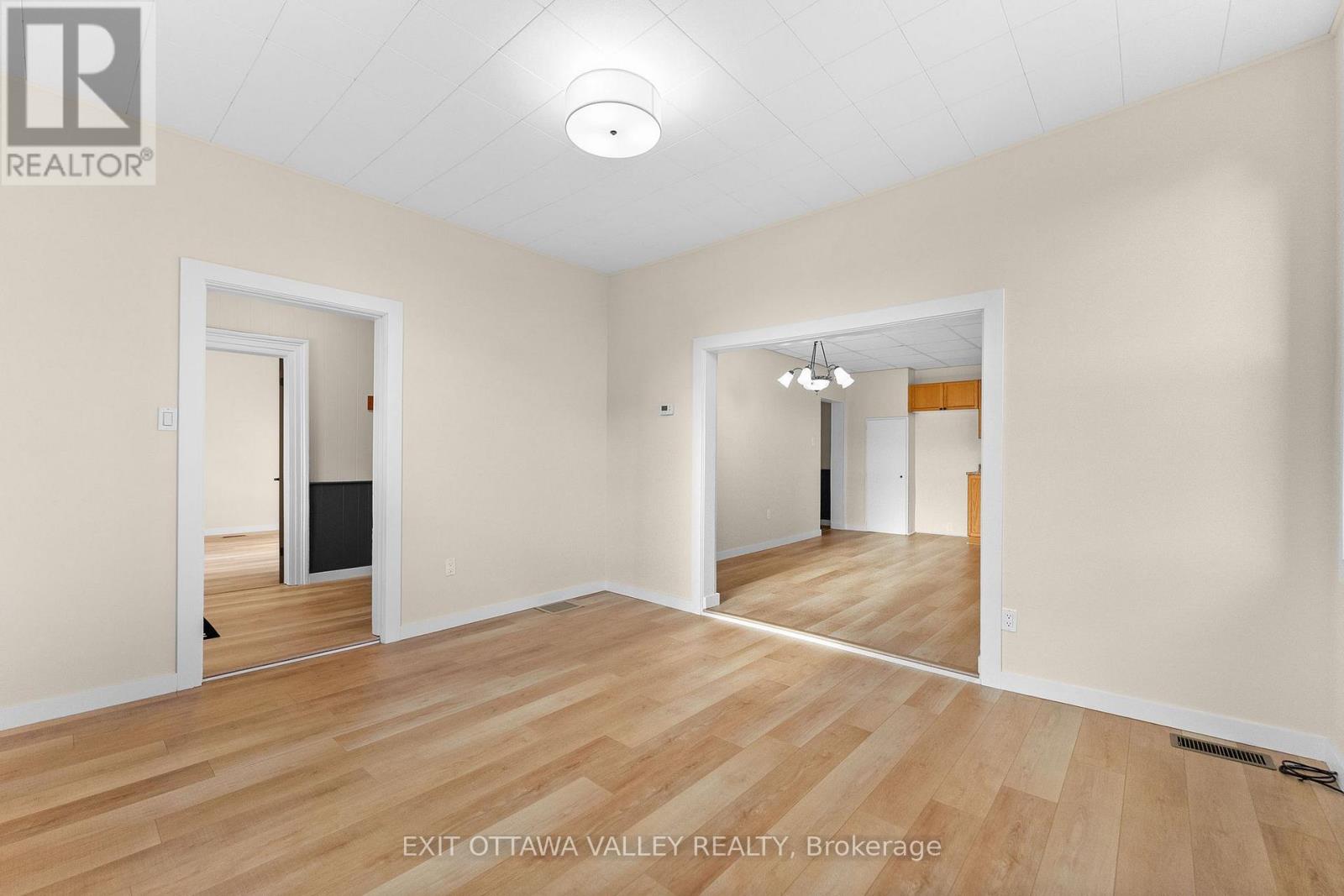 164 Maple Avenue, Pembroke, Ontario  K8A 1L2 - Photo 8 - X13694074