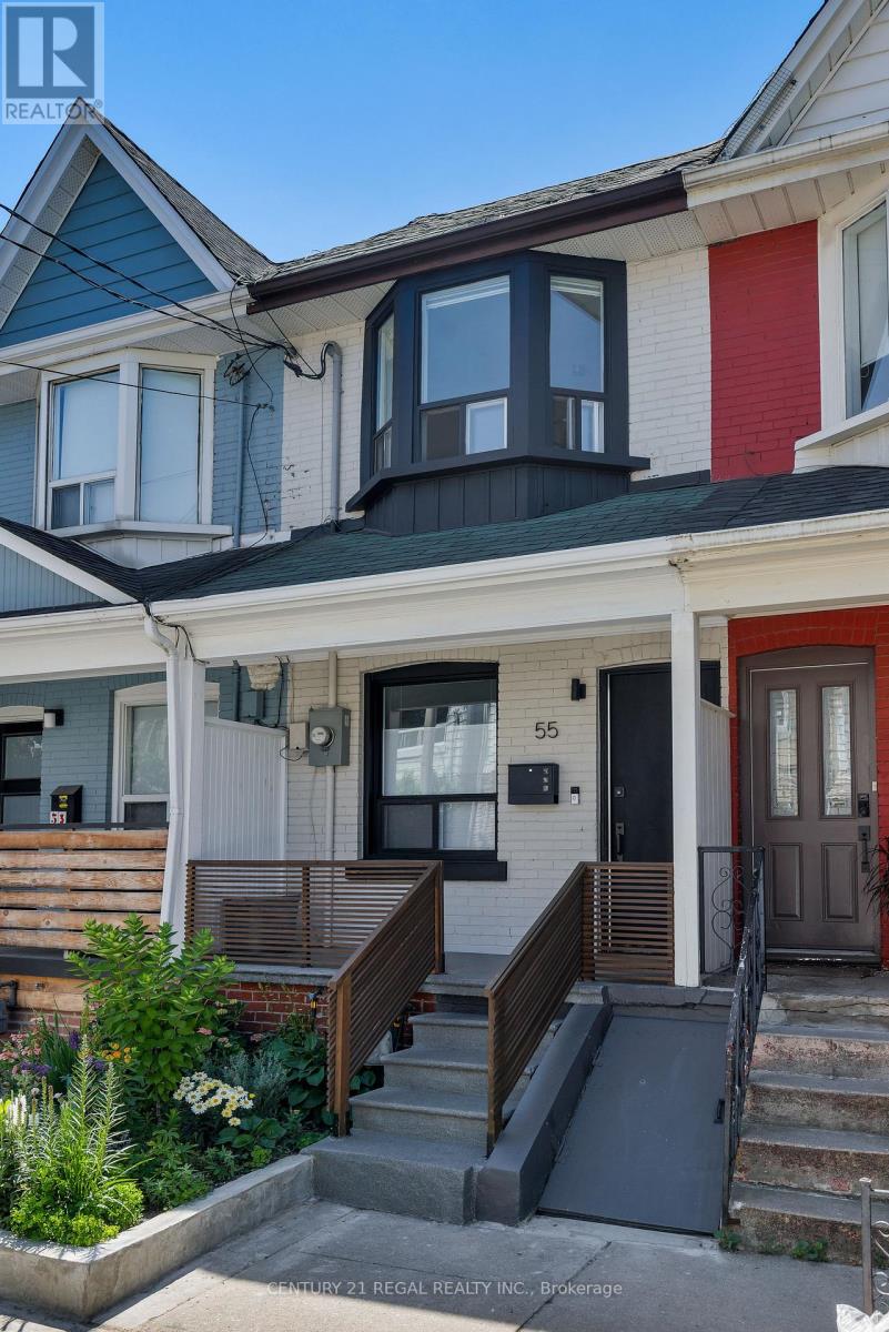 55 SHIRLEY STREET, Toronto, Ontario