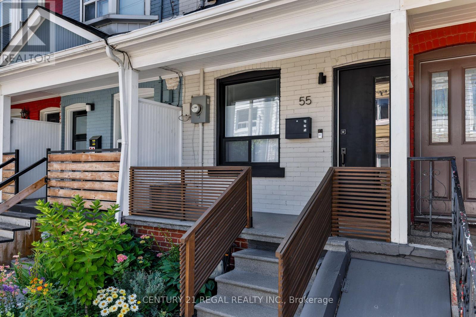 55 Shirley Street, Toronto, Ontario  M6K 1T2 - Photo 3 - C13694078