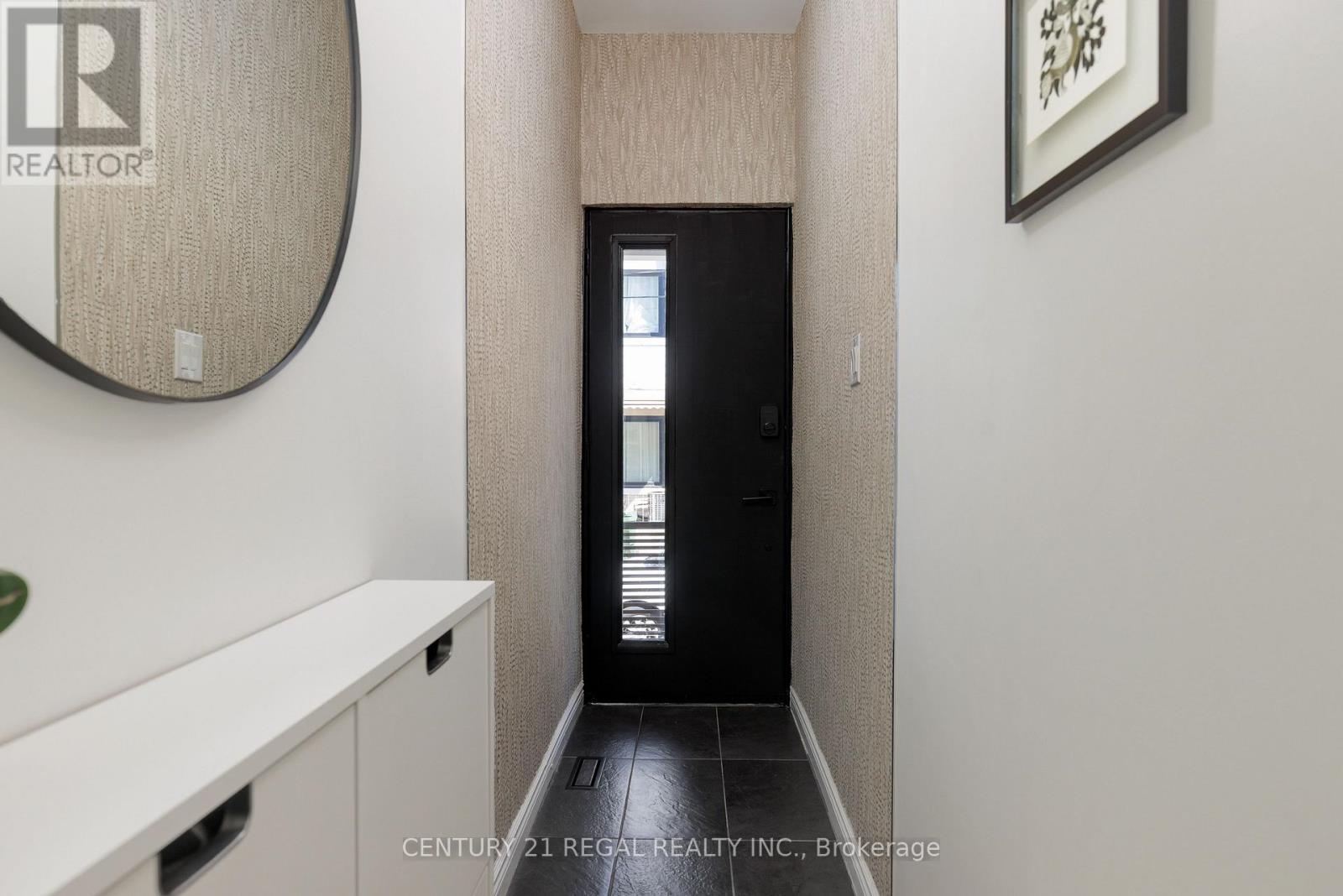55 Shirley Street, Toronto, Ontario  M6K 1T2 - Photo 4 - C13694078