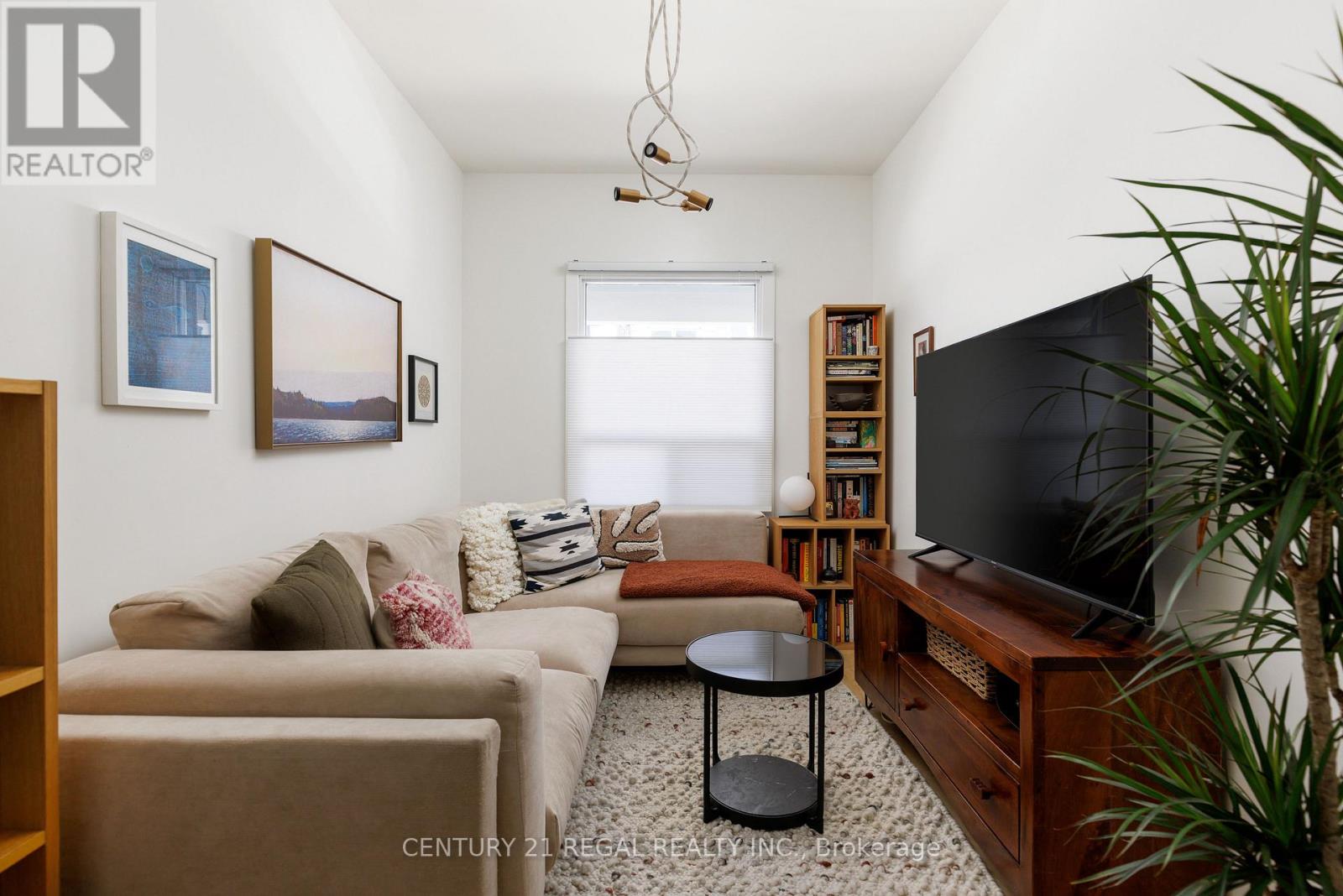 55 Shirley Street, Toronto, Ontario  M6K 1T2 - Photo 7 - C13694078