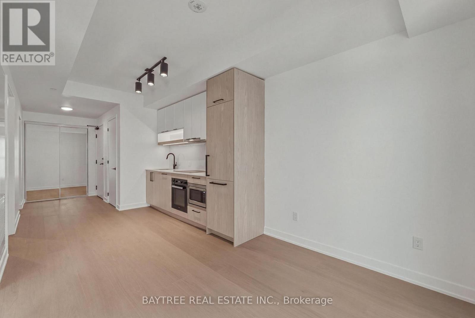 1726 - 89 Montclair Avenue, Toronto, Ontario  M5P 0A9 - Photo 15 - C13694082