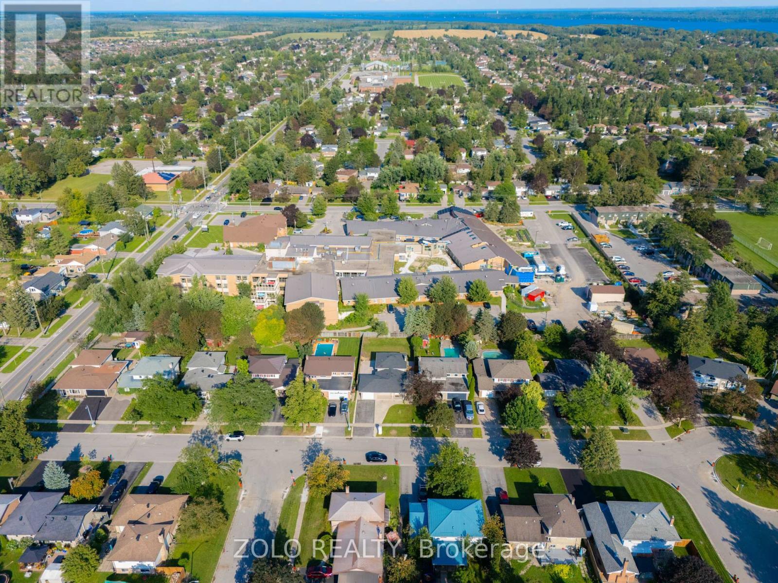 43 Davies Crescent, Barrie, Ontario  L4M 2M4 - Photo 46 - S13694058