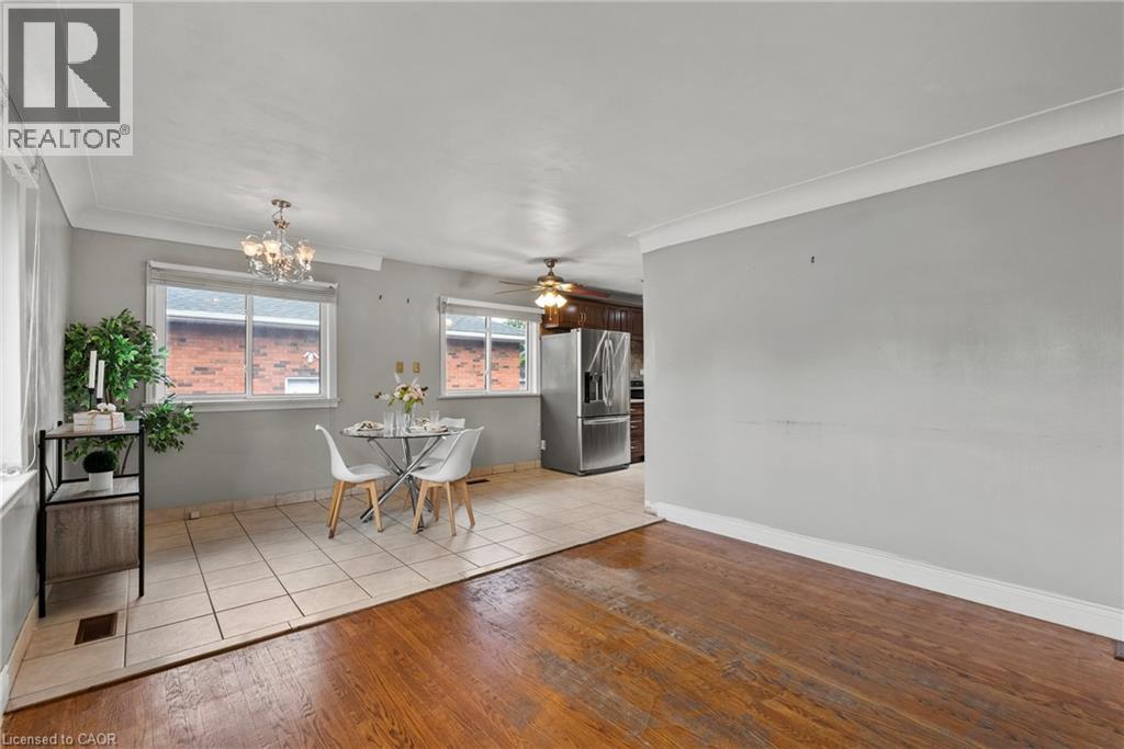 143 West 25th Street, Hamilton, Ontario  L8V 2H5 - Photo 6 - 40855172
