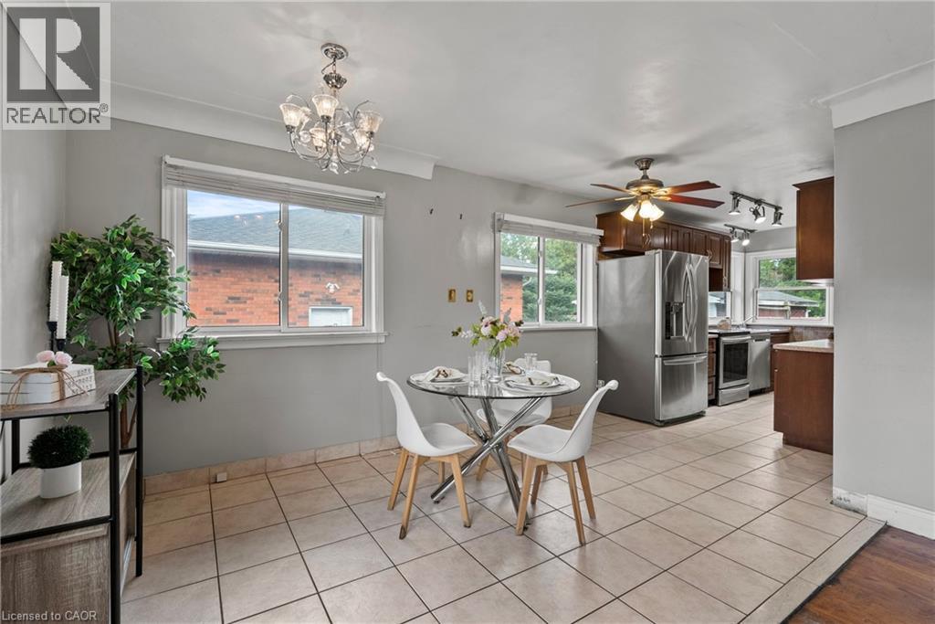 143 West 25th Street, Hamilton, Ontario  L8V 2H5 - Photo 8 - 40855172
