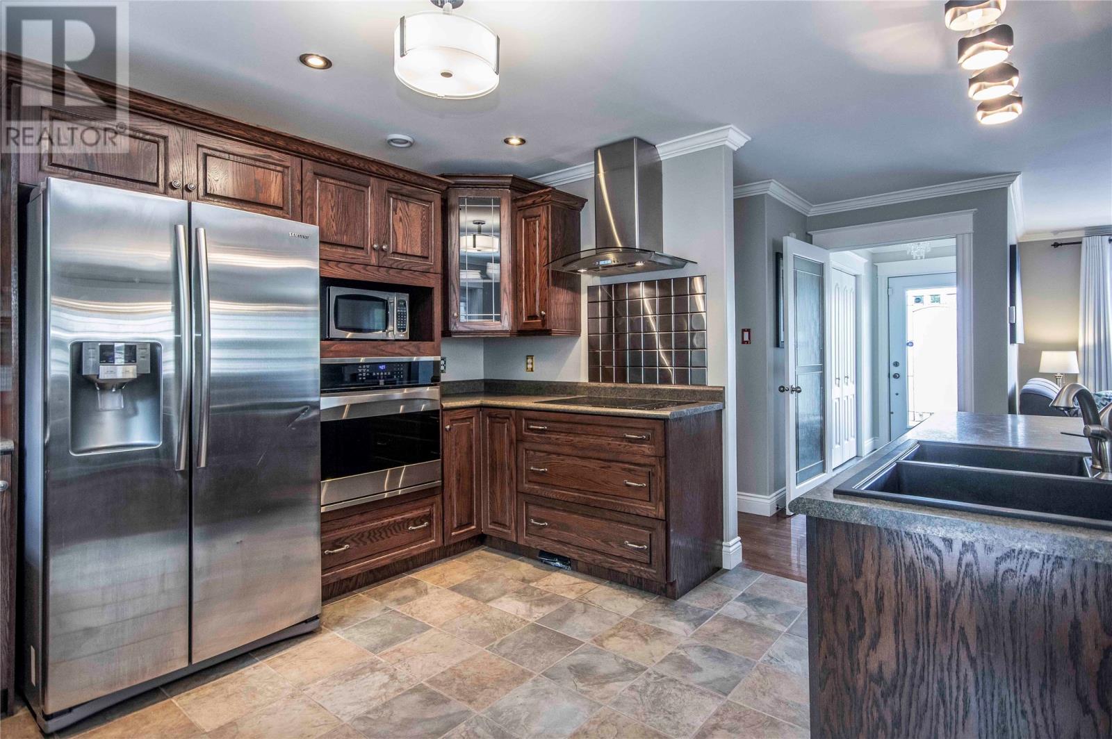 48 Canada Drive, St.John’s — photo 5