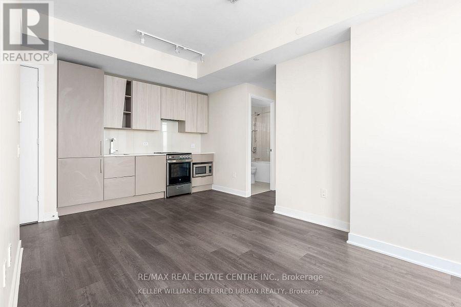 5701 - 3900 Confederation Parkway, Mississauga, Ontario  L5B 0M3 - Photo 10 - W13694052