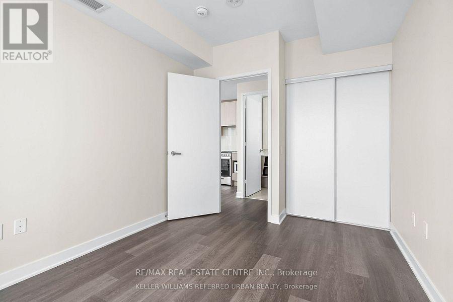5701 - 3900 Confederation Parkway, Mississauga, Ontario  L5B 0M3 - Photo 15 - W13694052