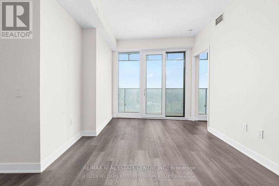 5701 - 3900 Confederation Parkway, Mississauga, Ontario  L5B 0M3 - Photo 7 - W13694052