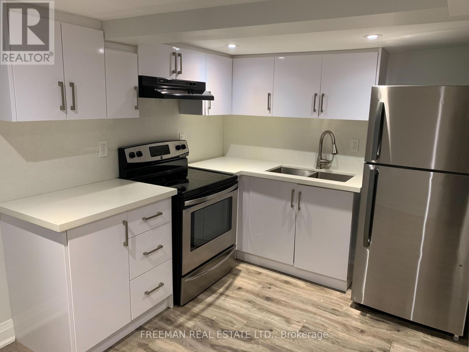 Lower Lvl Studio - 642 Gladstone Avenue, Toronto, Ontario  M6H 3J4 - Photo 6 - W13694080