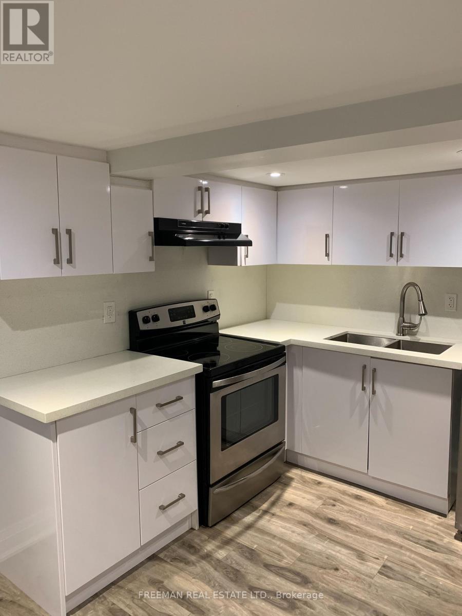 Lower Lvl Studio - 642 Gladstone Avenue, Toronto, Ontario  M6H 3J4 - Photo 7 - W13694080