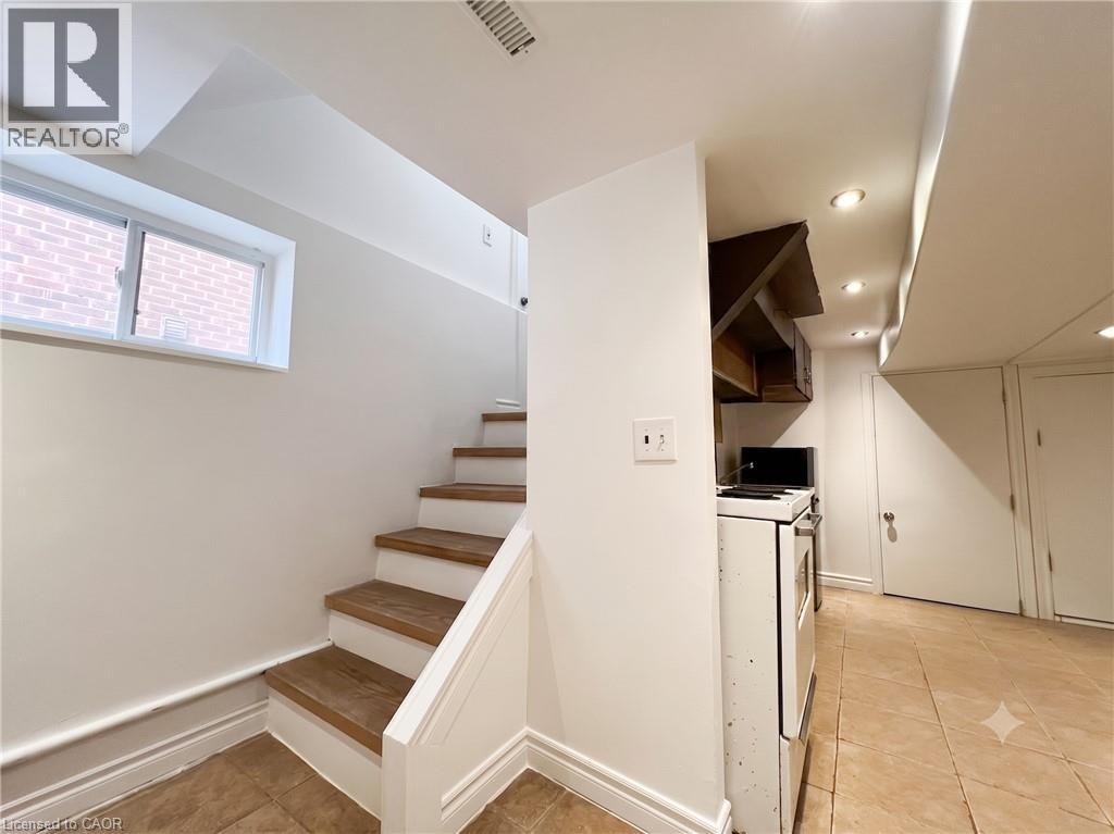 77 Paisley Avenue S, Hamilton, Ontario  L8S 1V4 - Photo 33 - 40848993