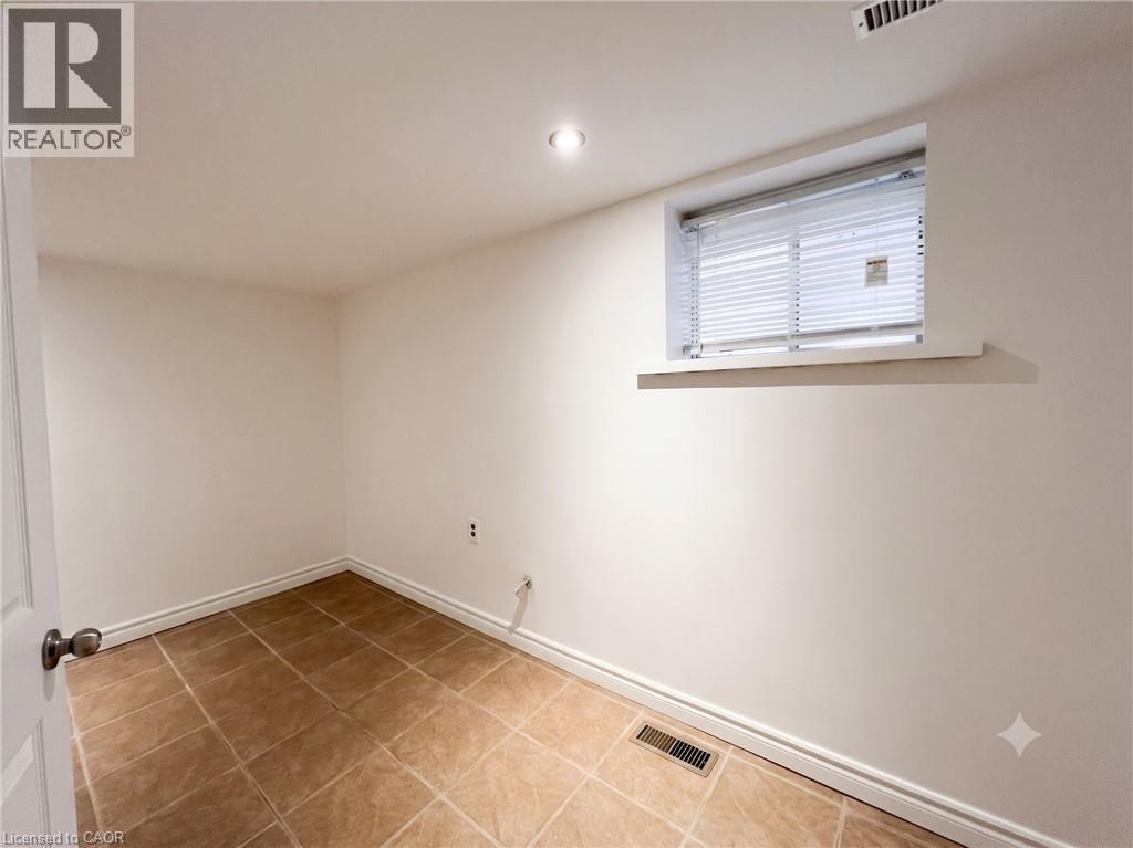 77 Paisley Avenue S, Hamilton, Ontario  L8S 1V4 - Photo 36 - 40848993