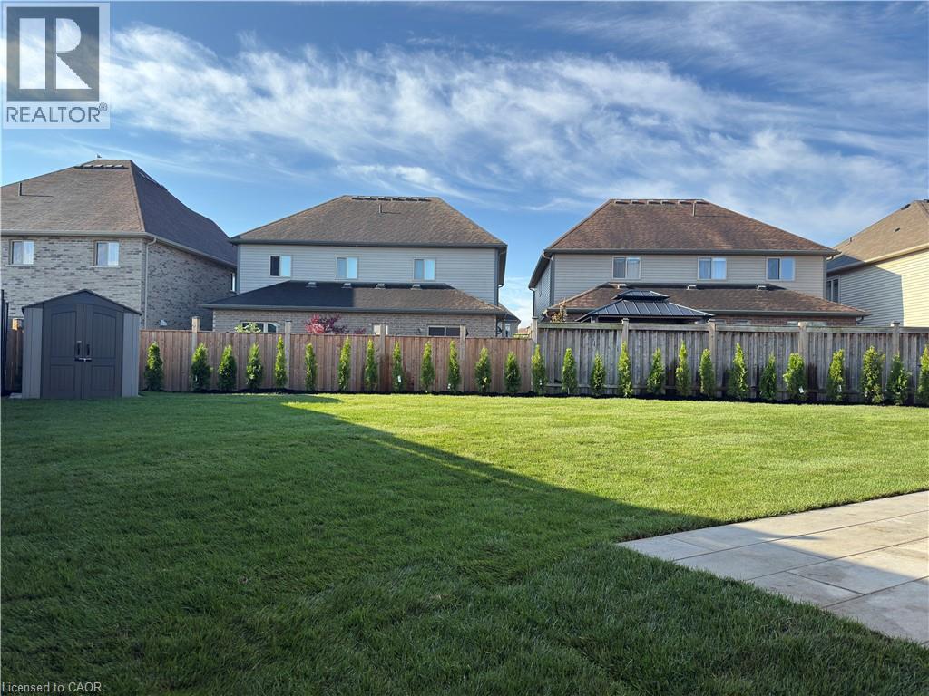 923 Eaglecrest Court, Kitchener, Ontario  N2K 0B8 - Photo 35 - 40856970