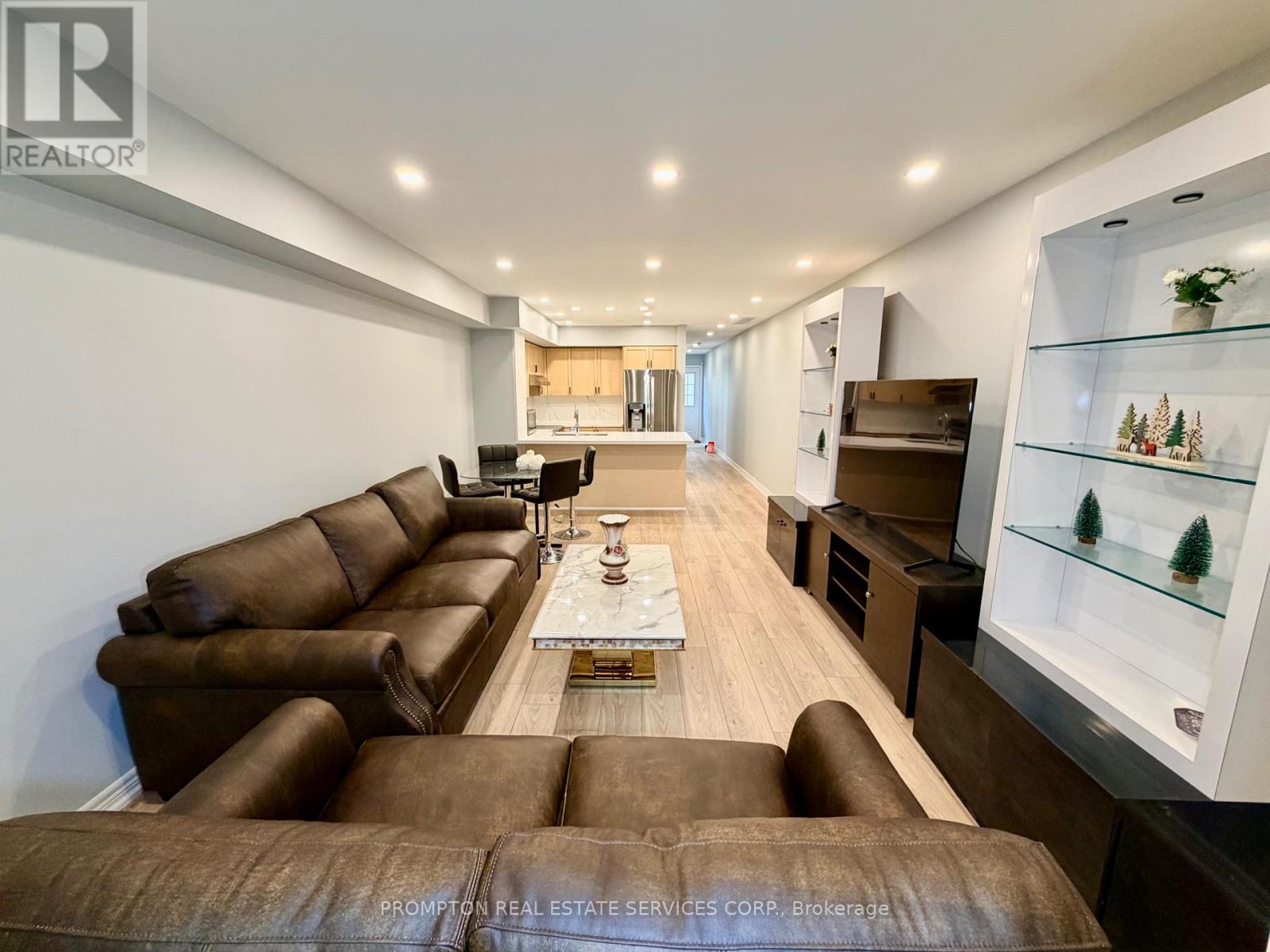 11 - 285 Antibes Drive, Toronto, Ontario  M2R 3X9 - Photo 5 - C13690054