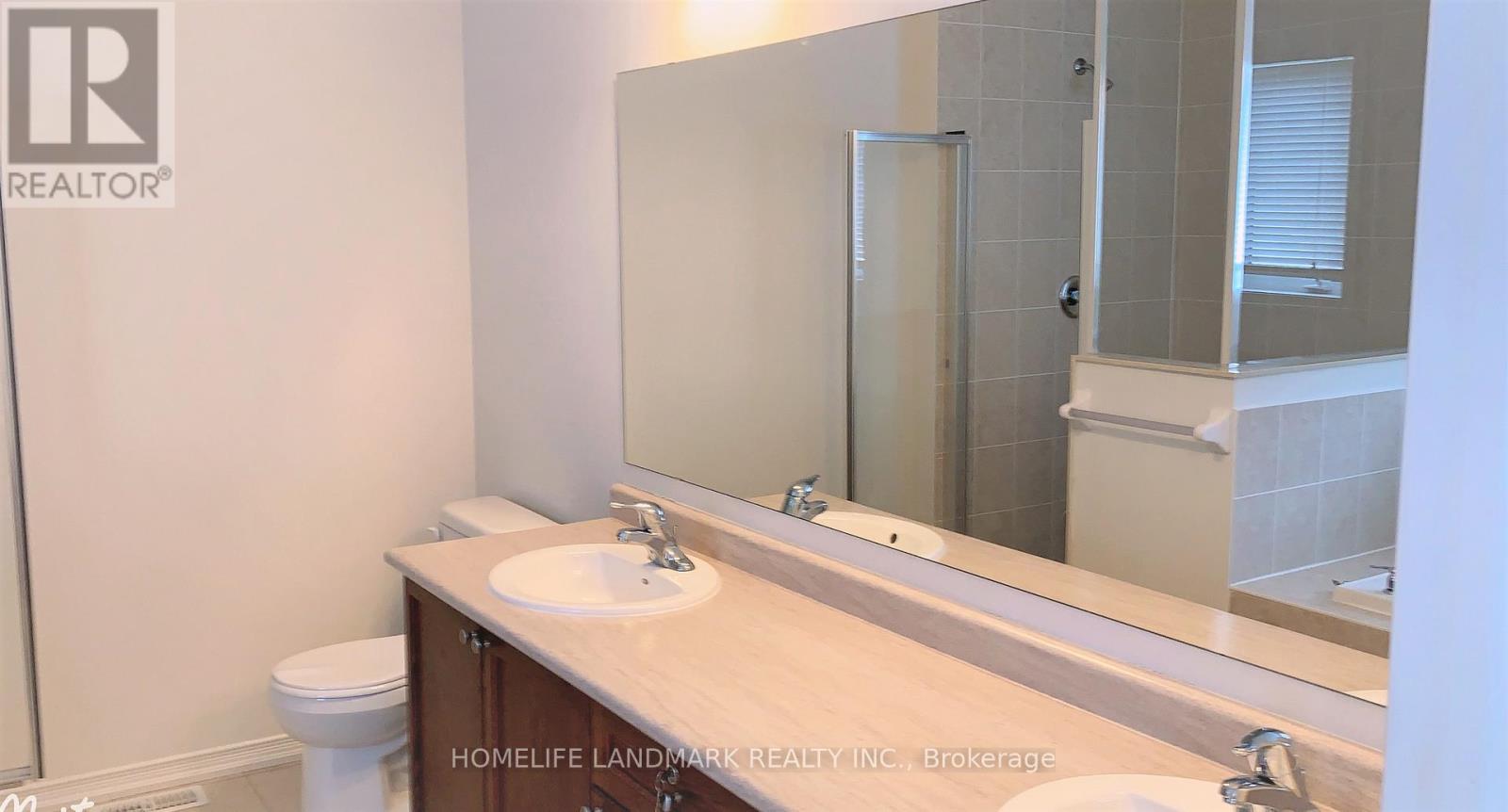 2356 Equestrian Crescent, Oshawa, Ontario  L1L 0L6 - Photo 7 - E13630172