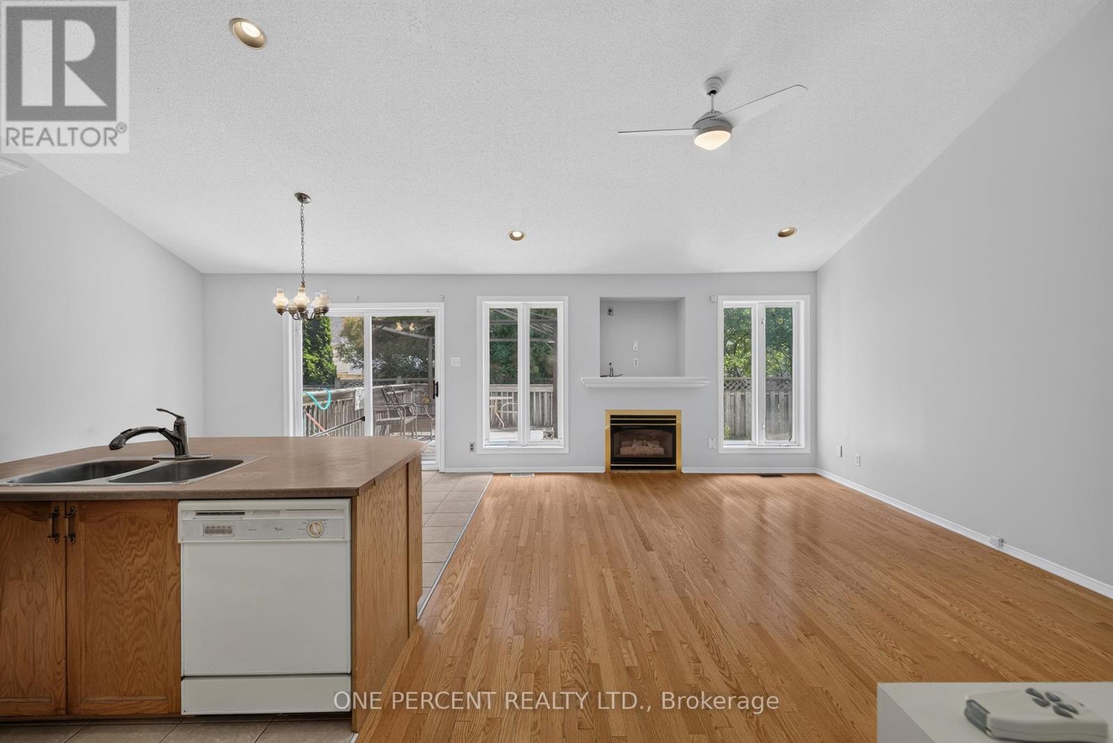 6 Windchime Crescent, Ottawa, Ontario K2G 6J3 - Photo 12 - X13458588
