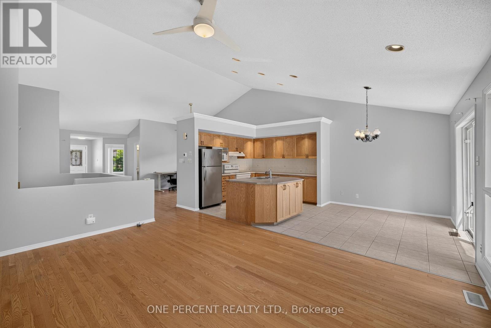 6 Windchime Crescent, Ottawa, Ontario K2G 6J3 - Photo 16 - X13458588