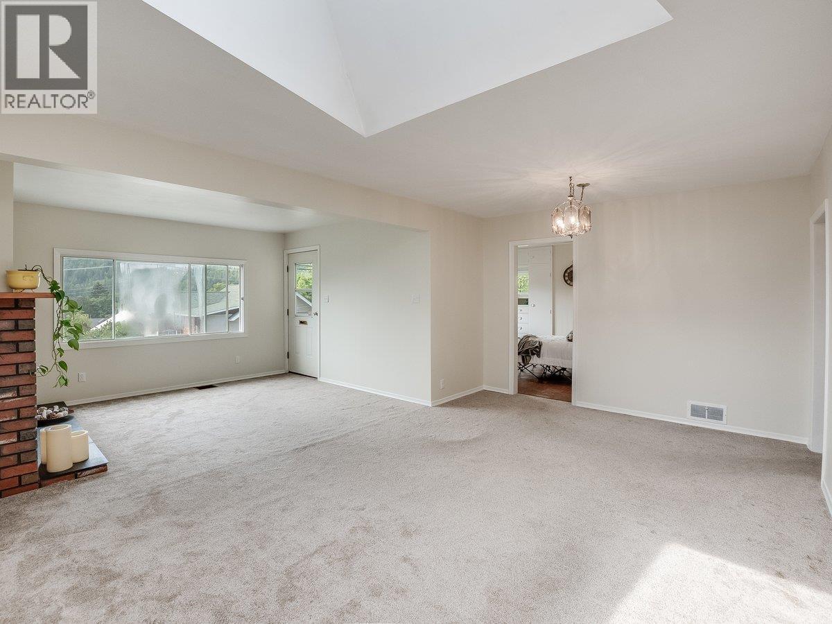 720 Third Street, Nelson, British Columbia  V1L 2R2 - Photo 12 - 10388724