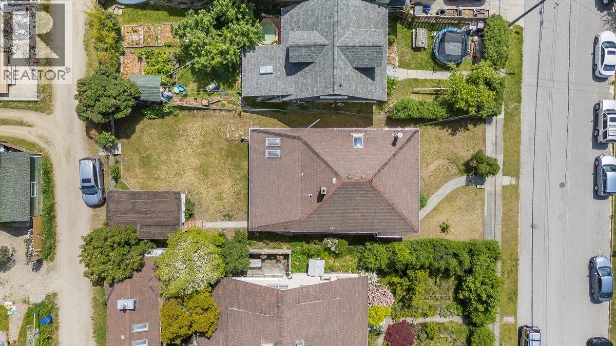 720 Third Street, Nelson, British Columbia  V1L 2R2 - Photo 30 - 10388724