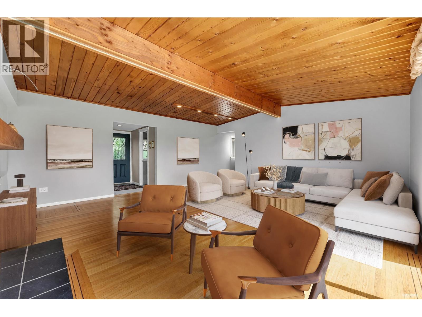 4323 Valencia Avenue, North Vancouver, British Columbia  V7N 4A7 - Photo 8 - R3157042