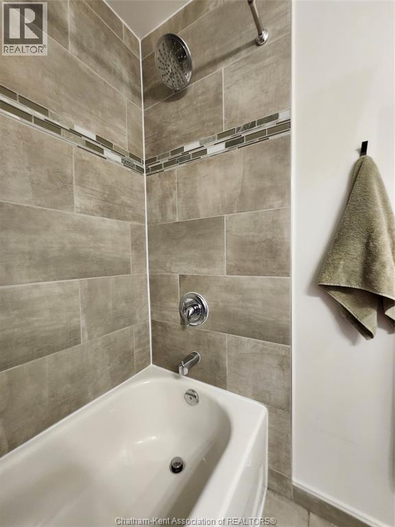 18 Park Lane ..., Chatham, Ontario  N7M 4Y1 - Photo 10 - 26020315