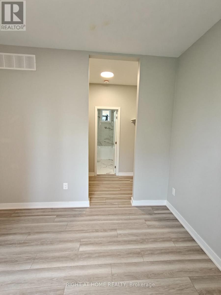 1334 Thames Street, Ottawa, Ontario  K1Z 7N4 - Photo 16 - X13655276