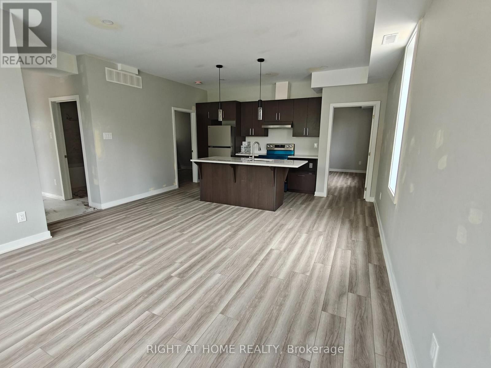 1334 Thames Street, Ottawa, Ontario  K1Z 7N4 - Photo 12 - X13655276