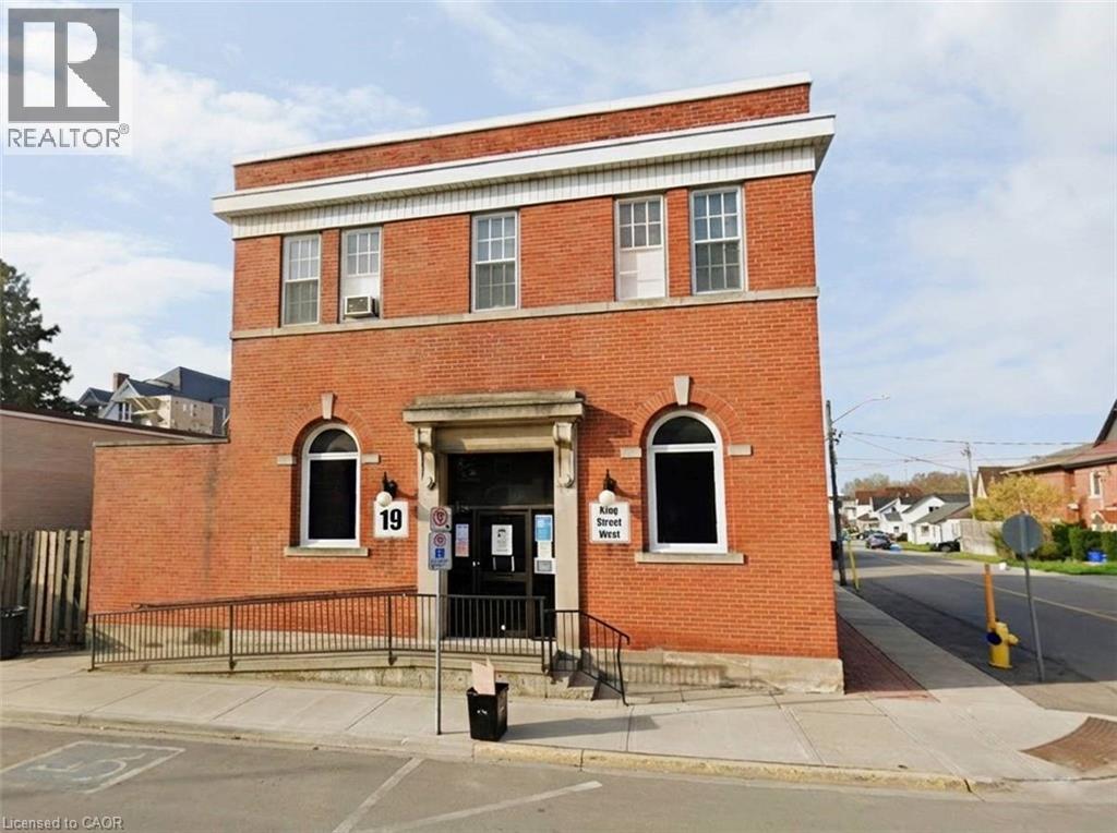 19 KING Street W, Hagersville, Ontario