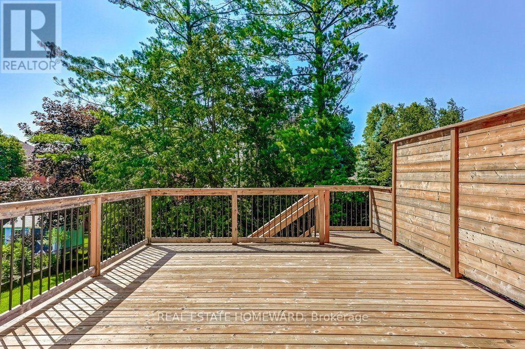 807 Primrose Court, Pickering, Ontario  L1X 2S8 - Photo 13 - E13694094