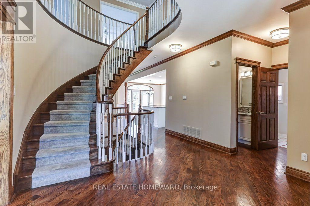 807 Primrose Court, Pickering, Ontario  L1X 2S8 - Photo 2 - E13694094