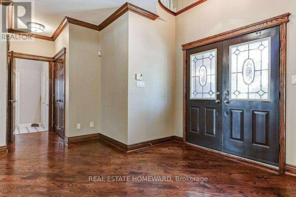 807 Primrose Court, Pickering, Ontario  L1X 2S8 - Photo 3 - E13694094