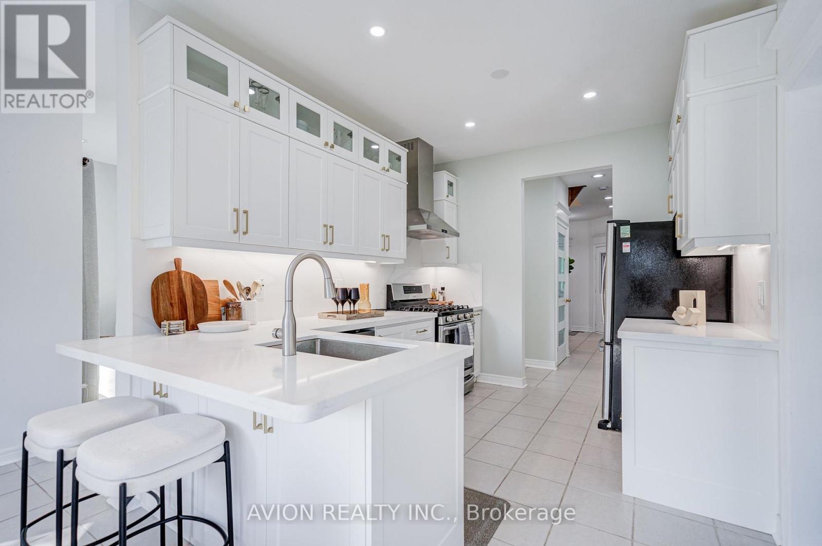 83 Stonebridge Boulevard, Toronto, Ontario  M1W 4A8 - Photo 10 - E13694152
